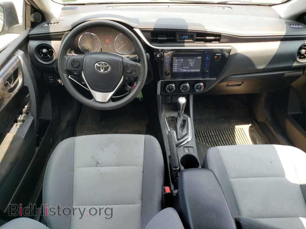 2017 TOYOTA COROLLA - VIN: 2T1BURHE4HC772410 - Photo 8