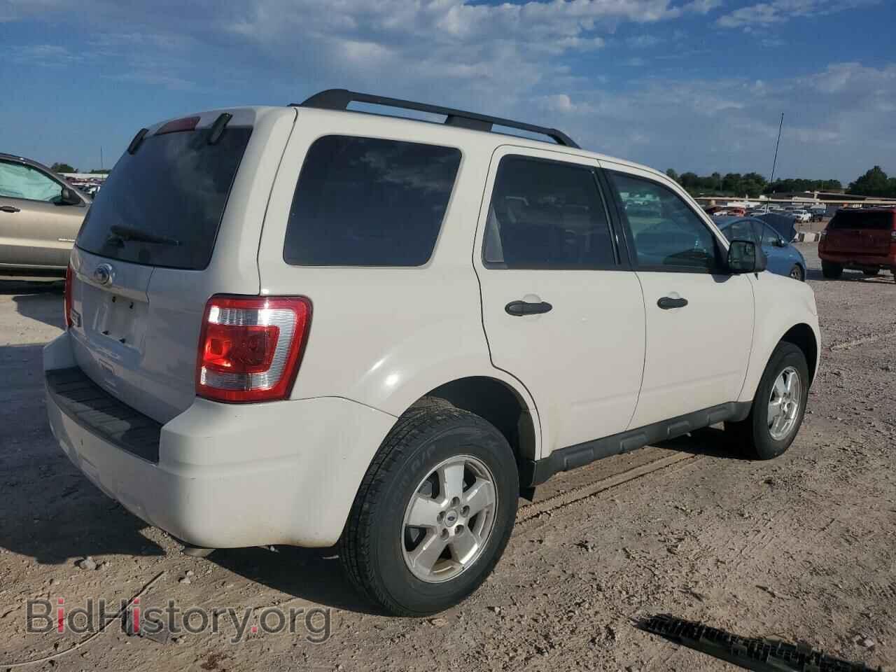 2012 FORD ESCAPE - VIN: 1FMCU0D71CKA83614 - Фото 3