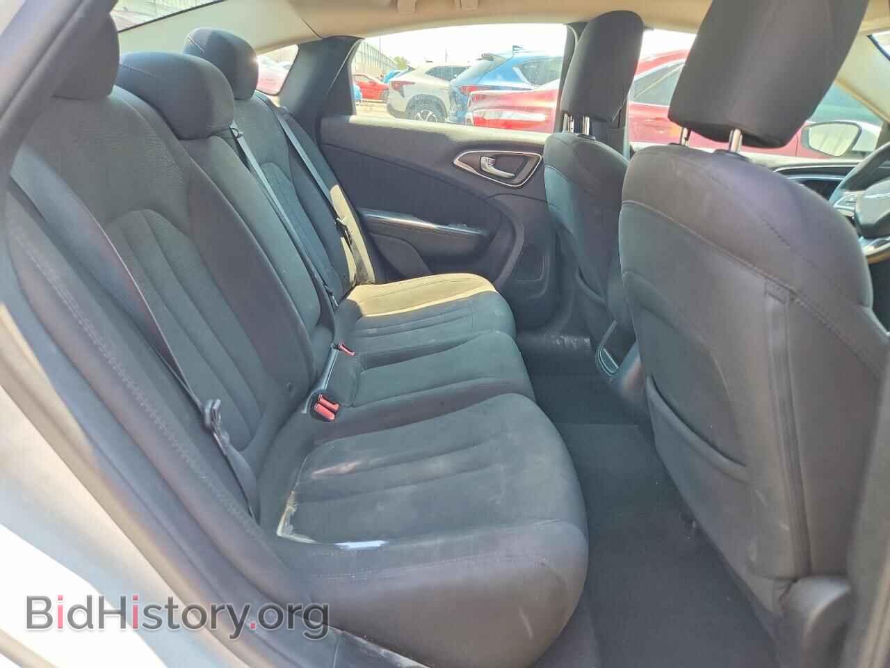 2015 CHRYSLER 200 - VIN: 1C3CCCAB5FN684629 - Photo 10