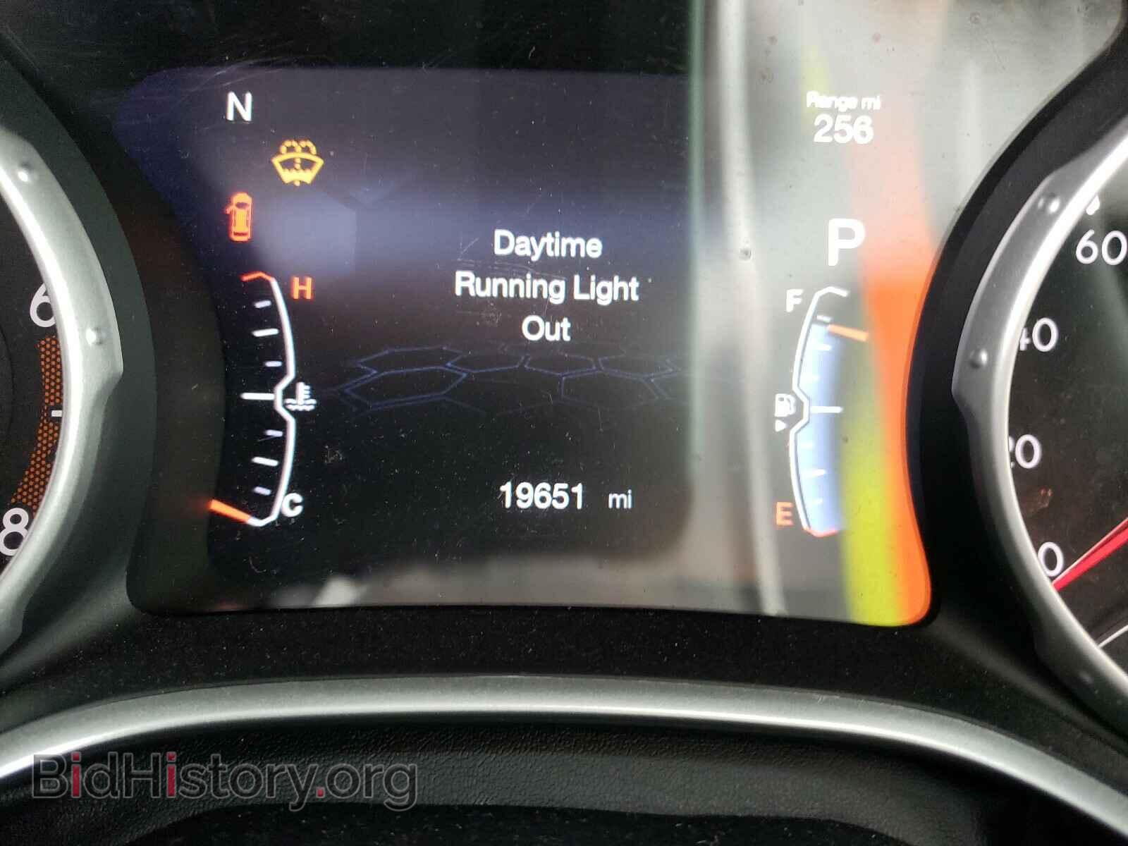 2018 JEEP COMPASS - VIN: 3C4NJDBB9JT454888 - Фото 8