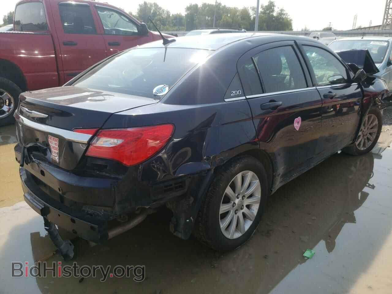 2011 CHRYSLER 200 - VIN: 1C3BC1FB1BN584188 - Фото 4
