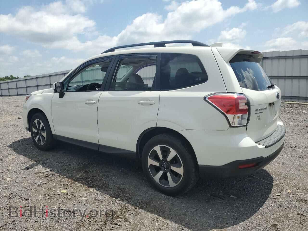 2017 SUBARU FORESTER - VIN: JF2SJAGC6HH421120 - Фото 2