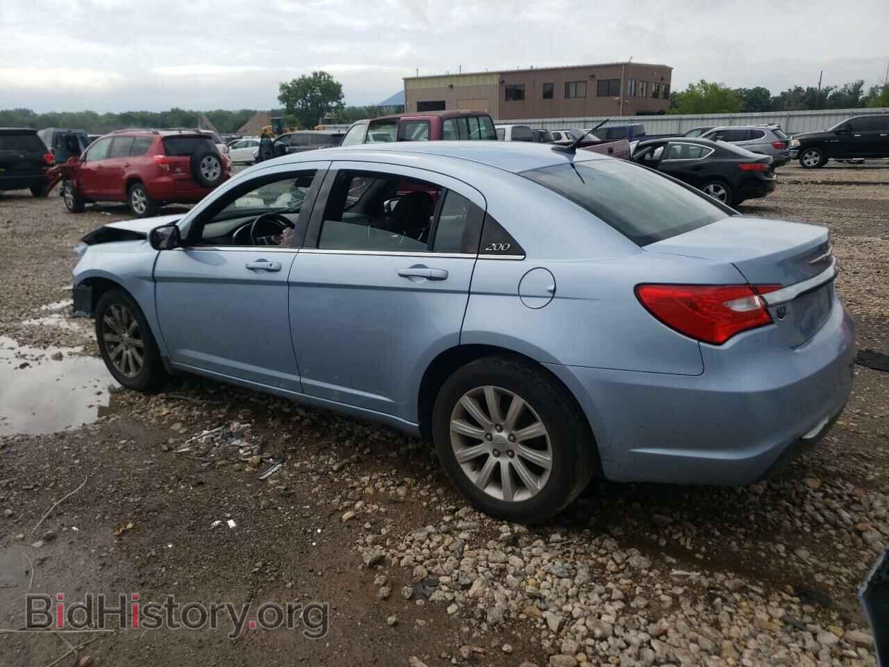 2012 CHRYSLER 200 - VIN: 1C3CCBBB7CN180975 - Фото 2