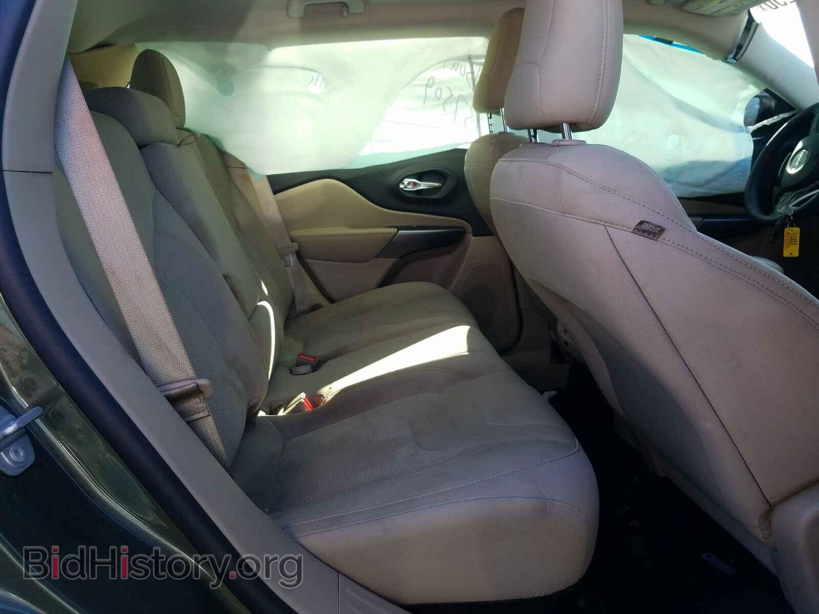 2019 JEEP CHEROKEE - VIN: 1C4PJLCB7KD487574 - Фото 6