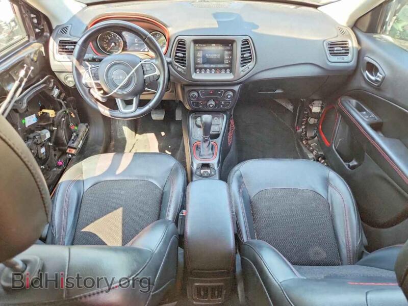 2019 Jeep COMPASS (VIN 3C4NJDDB7KT825500) — фото 8 из 15