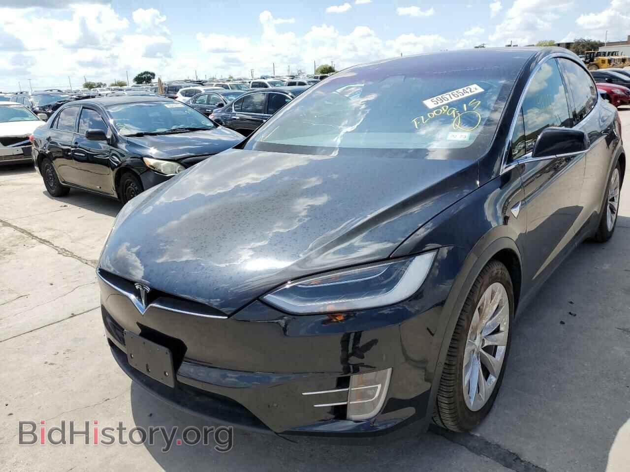2017 TESLA MODEL X - VIN: 5YJXCBE21HF044422 - Photo 2