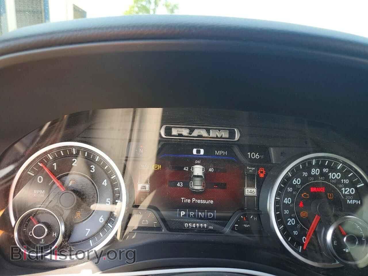 2019 RAM 1500 - VIN: 1C6SRFBT8KN736237 - Фото 9