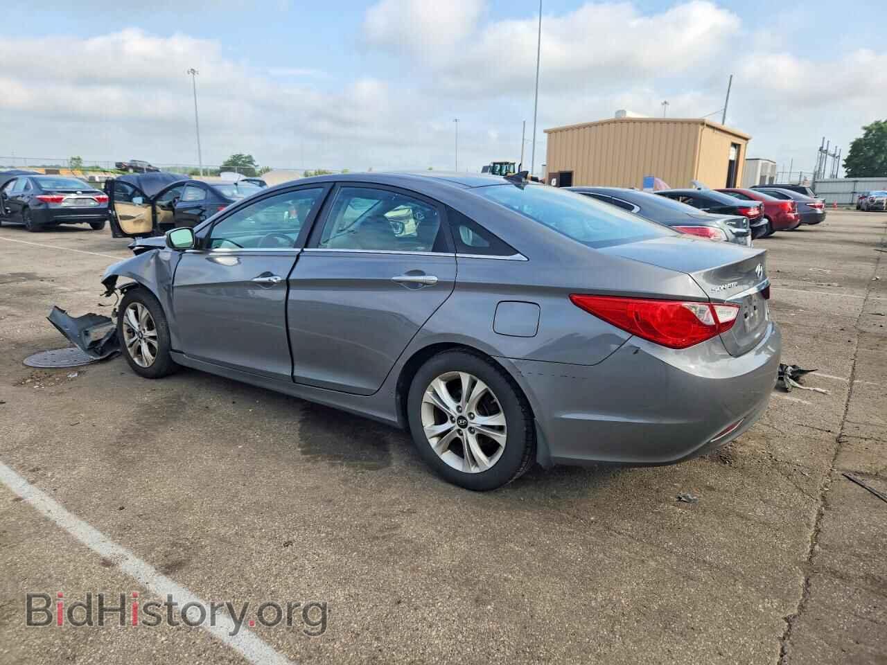 2013 HYUNDAI SONATA - VIN: 5NPEC4AC4DH686064 - Фото 2