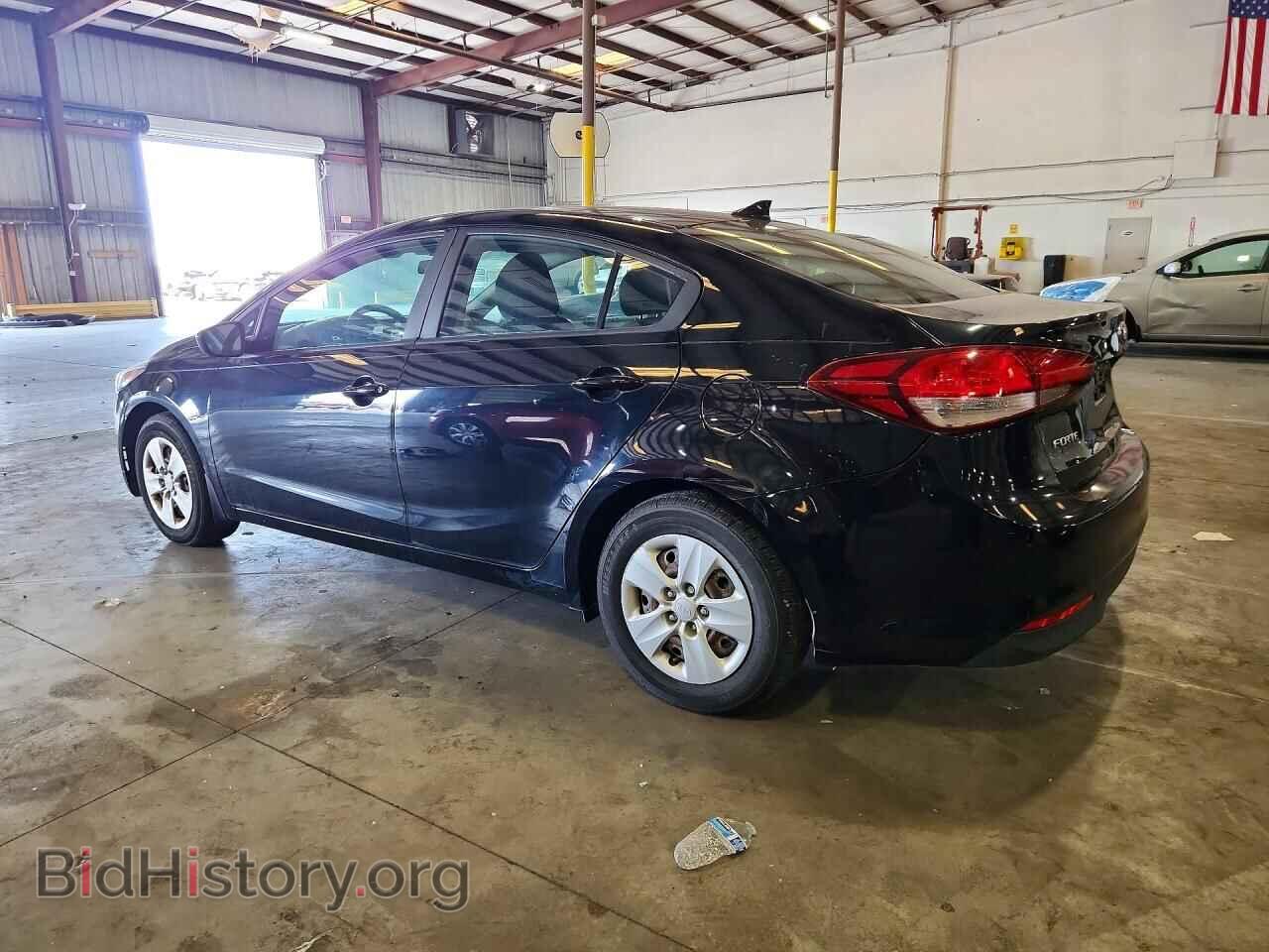 2017 KIA FORTE - VIN: 3KPFK4A78HE143238 - Photo 2