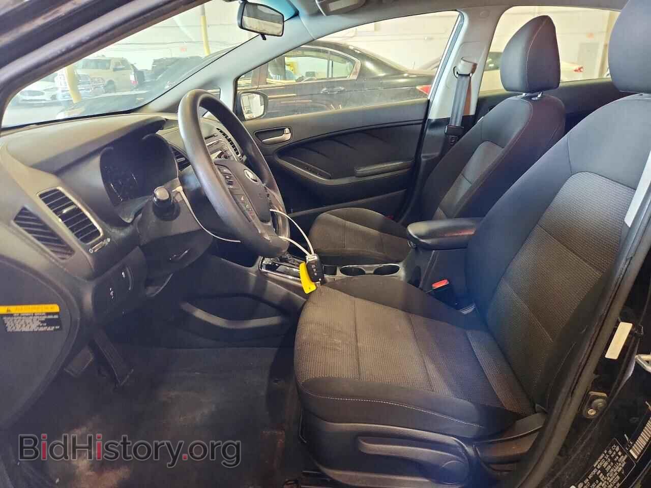 2017 KIA FORTE - VIN: 3KPFK4A78HE143238 - Photo 7