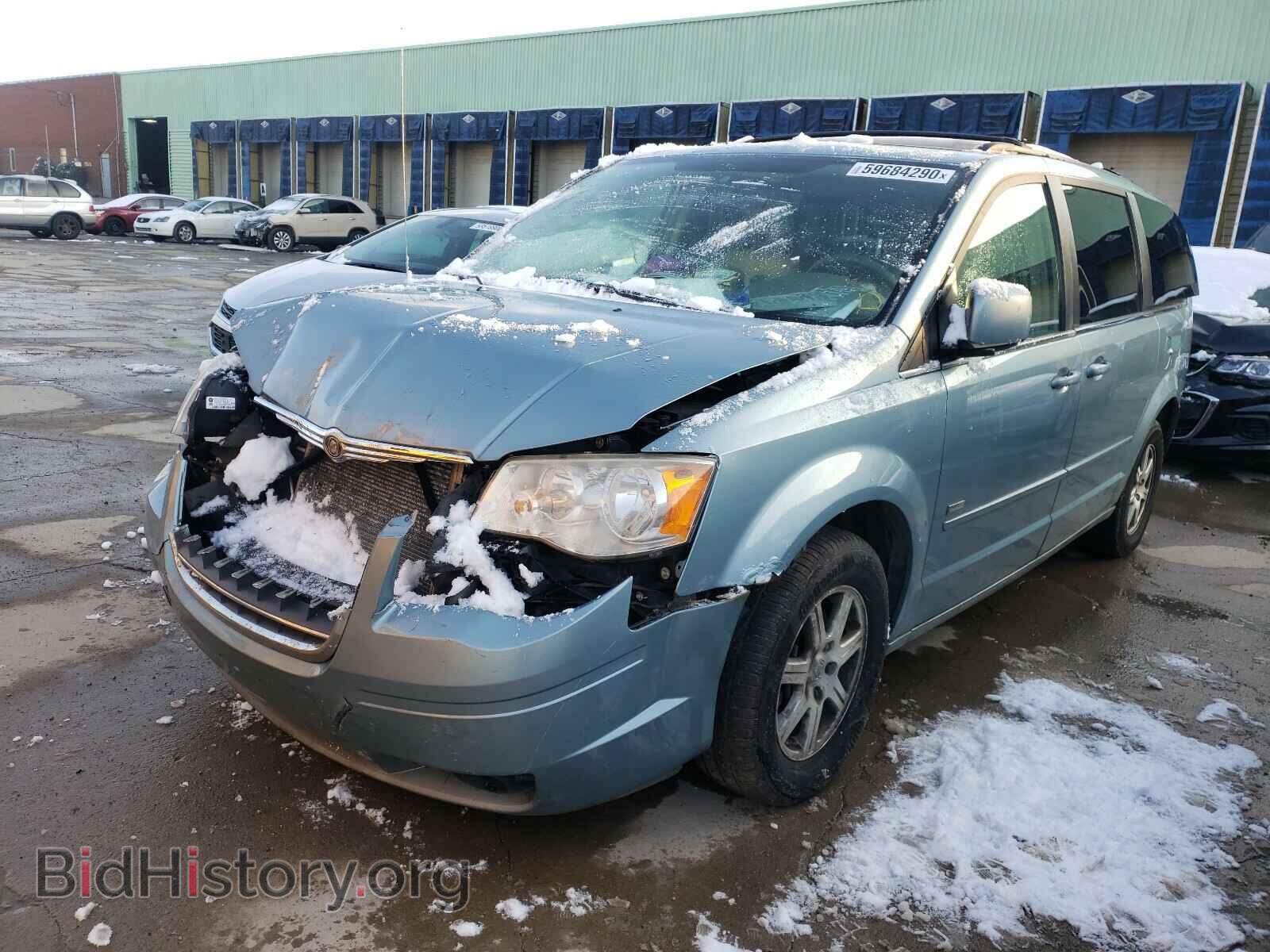 2008 CHRYSLER MINIVAN - VIN: 2A8HR54P68R714111 - Photo 2