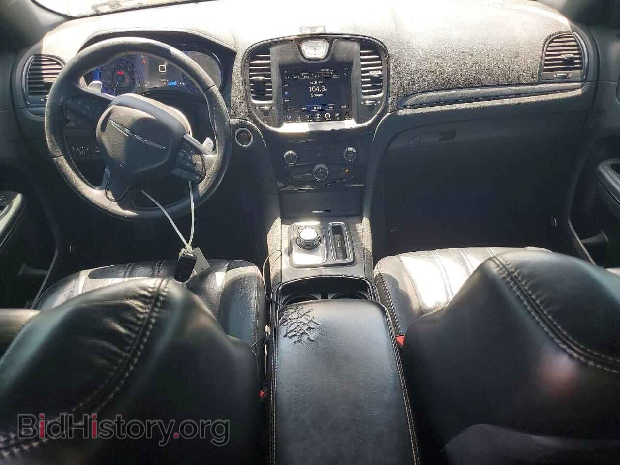2016 CHRYSLER 300 - VIN: 2C3CCABG1GH351188 - Photo 8
