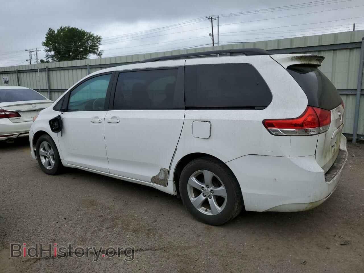 2011 TOYOTA All Models - VIN: 5TDKK3DC6BS026336 - Фото 2