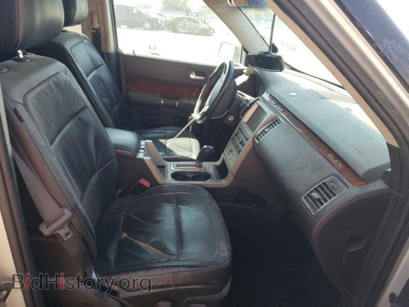 2011 Ford FLEX (VIN 2FMGK5DC2BBD02574) — фото 5 из 10