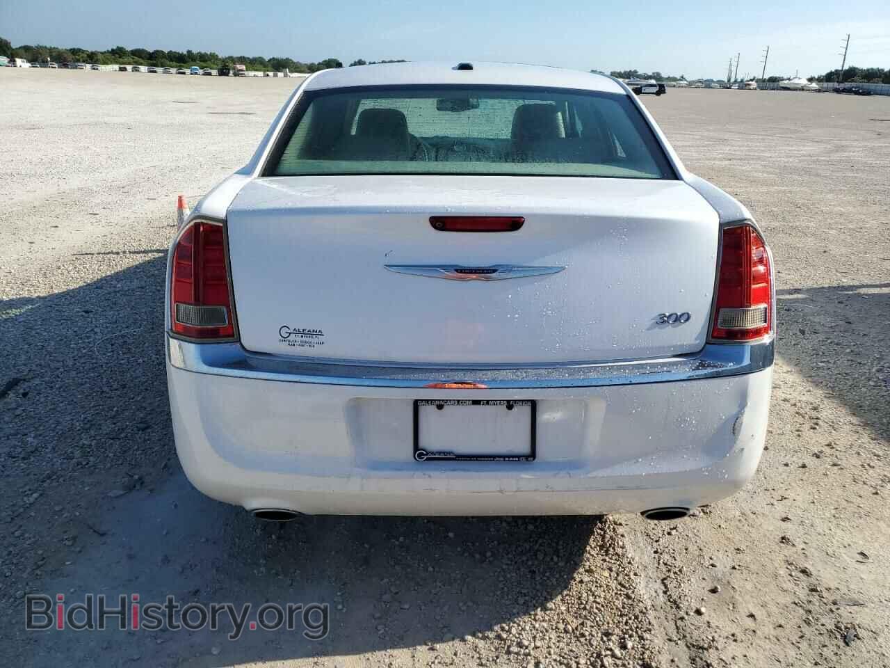 2014 CHRYSLER 300 - VIN: 2C3CCAAG5EH204984 - Фото 6