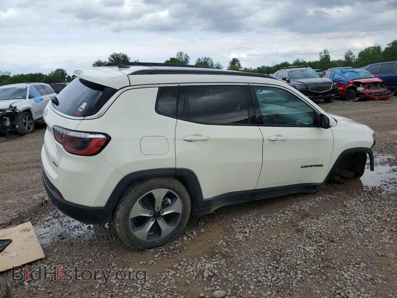 2017 JEEP COMPASS - VIN: 3C4NJDBB3HT667670 - Фото 3
