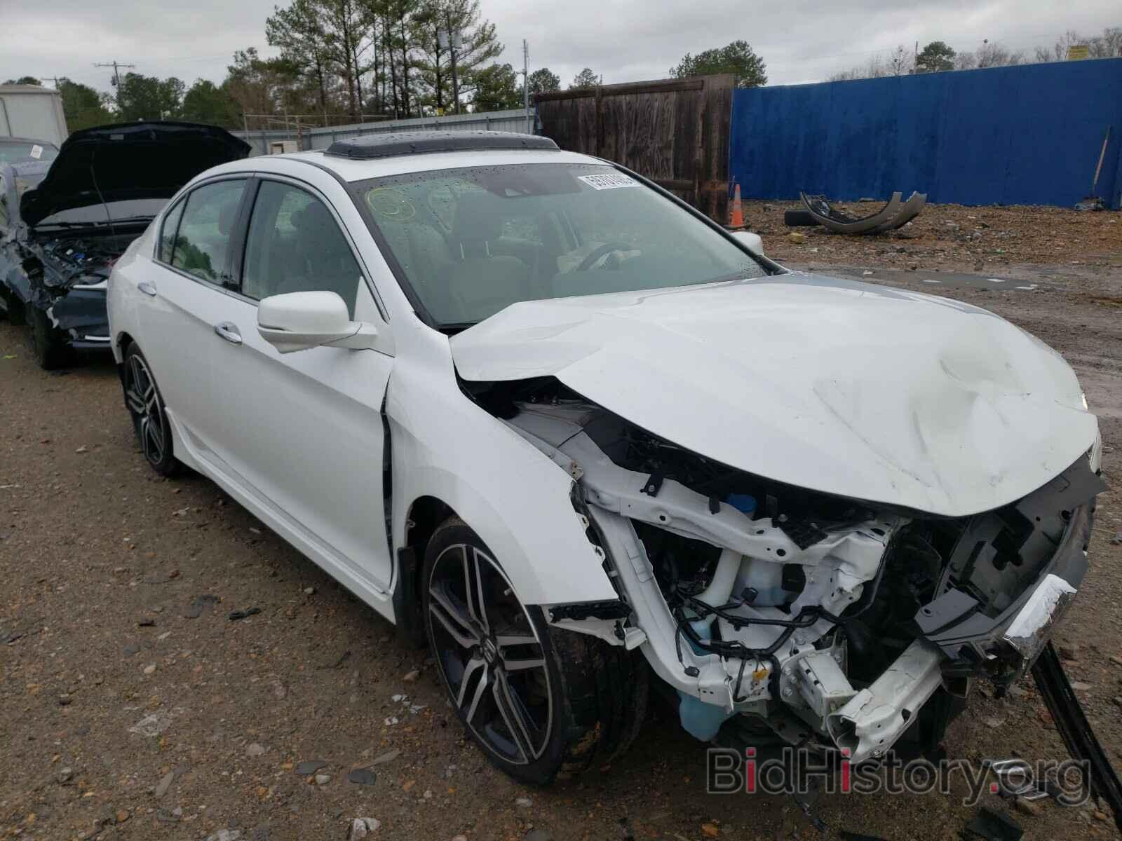 Photo 1HGCR3F99HA004288 - HONDA ACCORD 2017