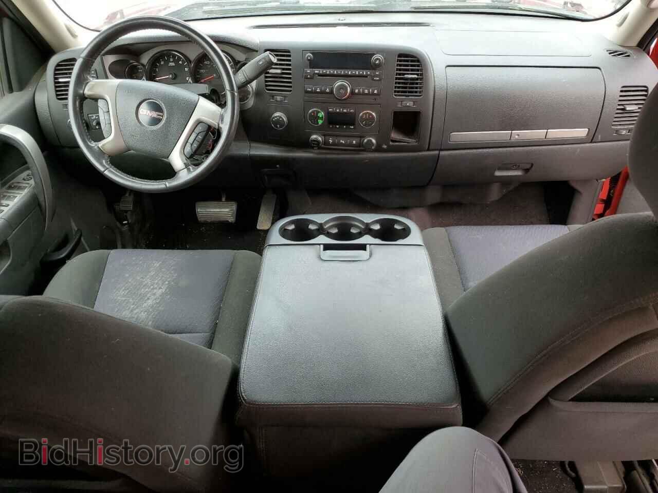 2011 GMC SIERRA - VIN: 1GTR2VE39BZ148132 - Фото 8