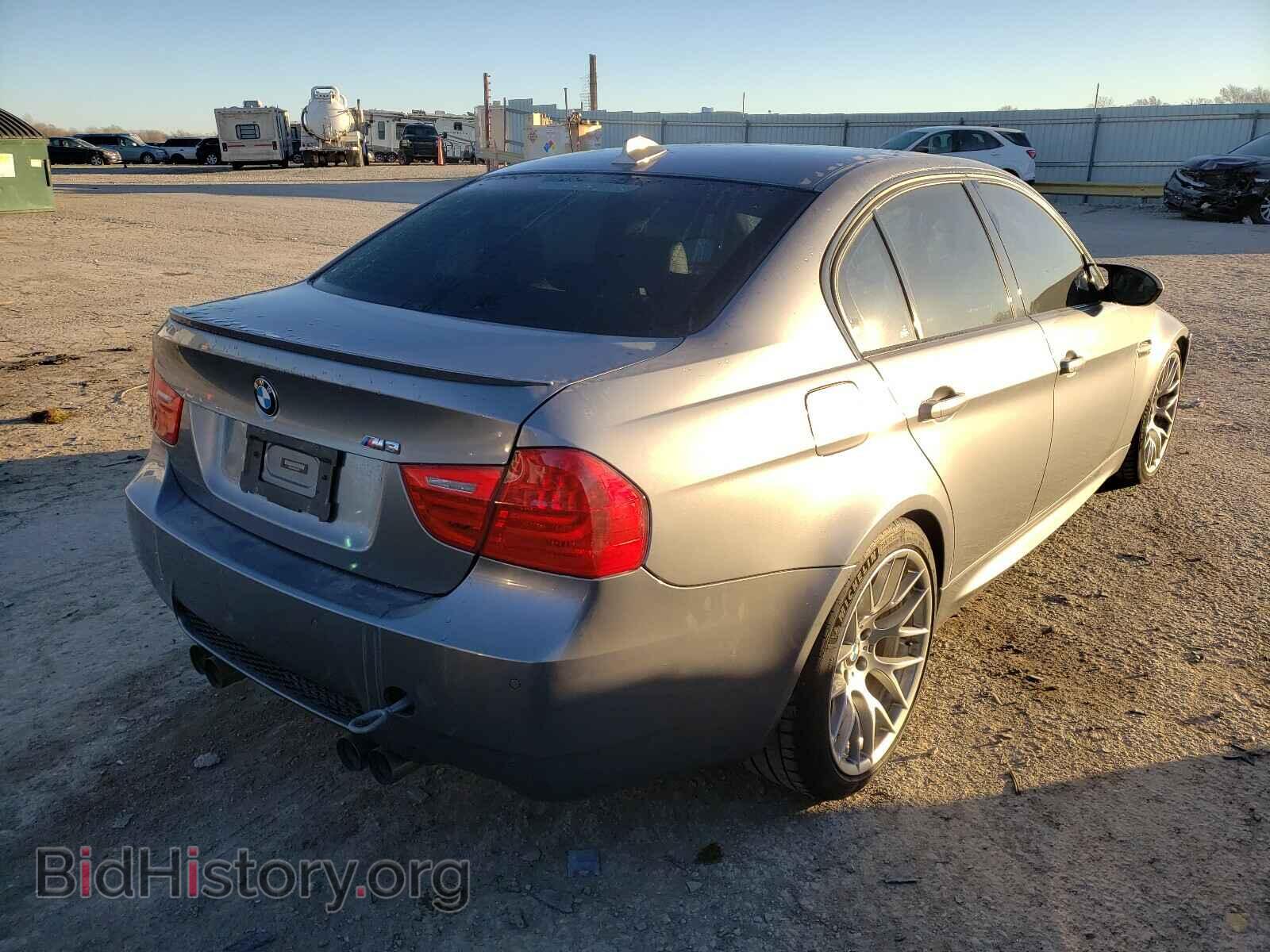 2011 BMW M3 - VIN: WBSPM9C55BE698957 - Фото 4