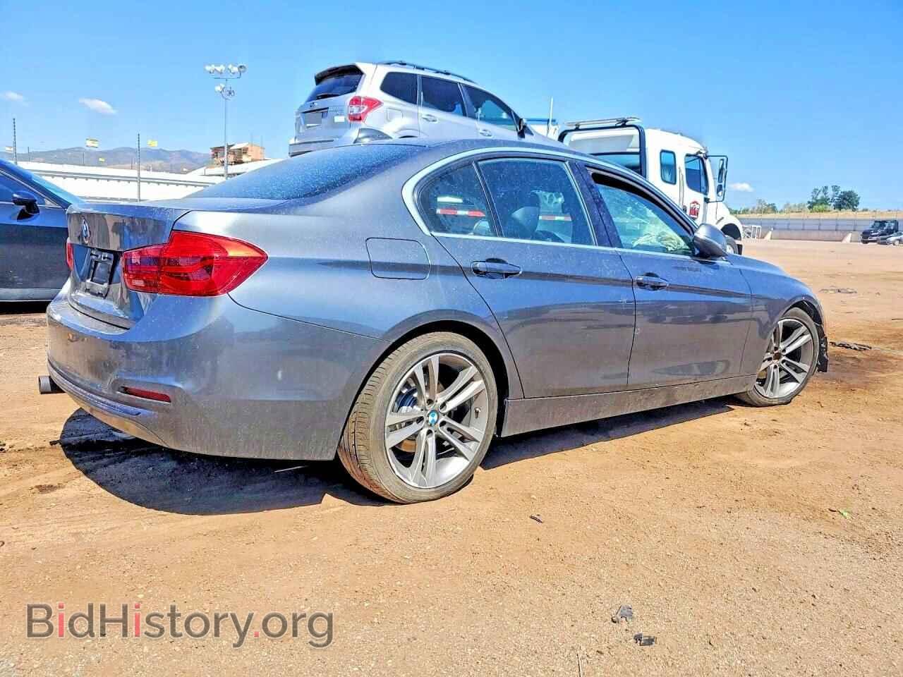 2018 BMW 3 SERIES - VIN: WBA8D9C57JA607735 - Фото 3