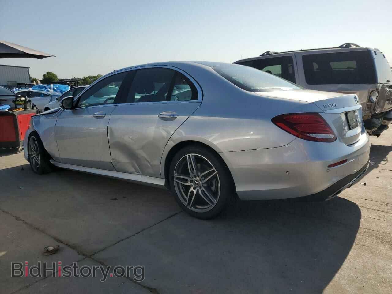 2018 MERCEDES-BENZ E-CLASS - VIN: WDDZF4JB6JA363840 - Фото 2