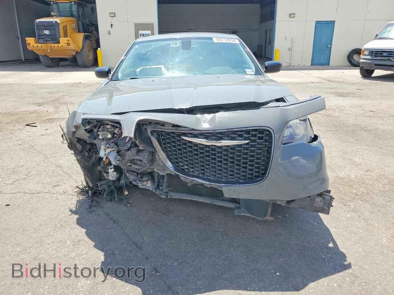 2019 CHRYSLER 300 - VIN: 2C3CCAAG3KH648389 - Photo 5
