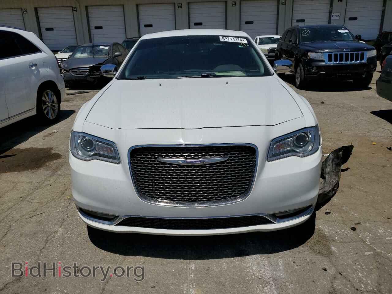 2019 CHRYSLER 300 - VIN: 2C3CCAEG3KH698185 - Фото 5