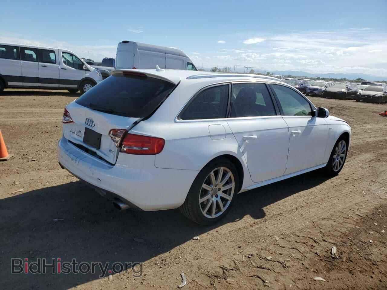 2012 AUDI A4 - VIN: WAUWFAFL9CA008125 - Фото 3