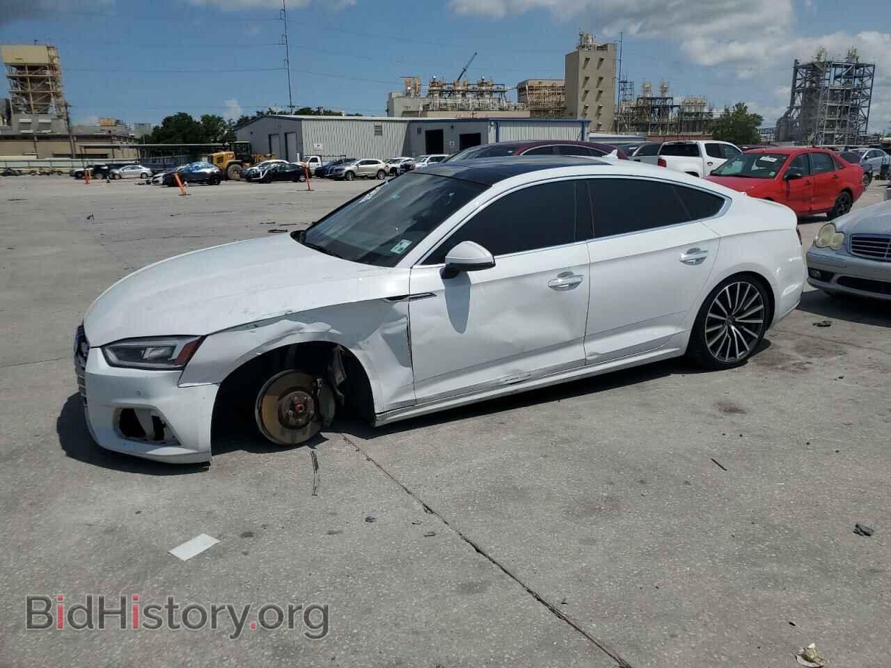 Photo WAUCNCF56JA130974 - AUDI A5 2018