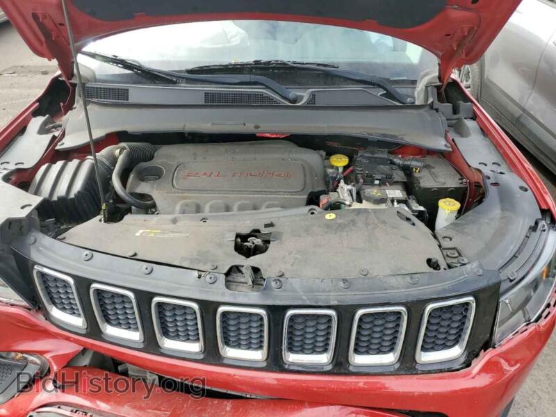 2017 Jeep COMPASS (VIN 3C4NJDBB7HT618746) — photo 7 of 10