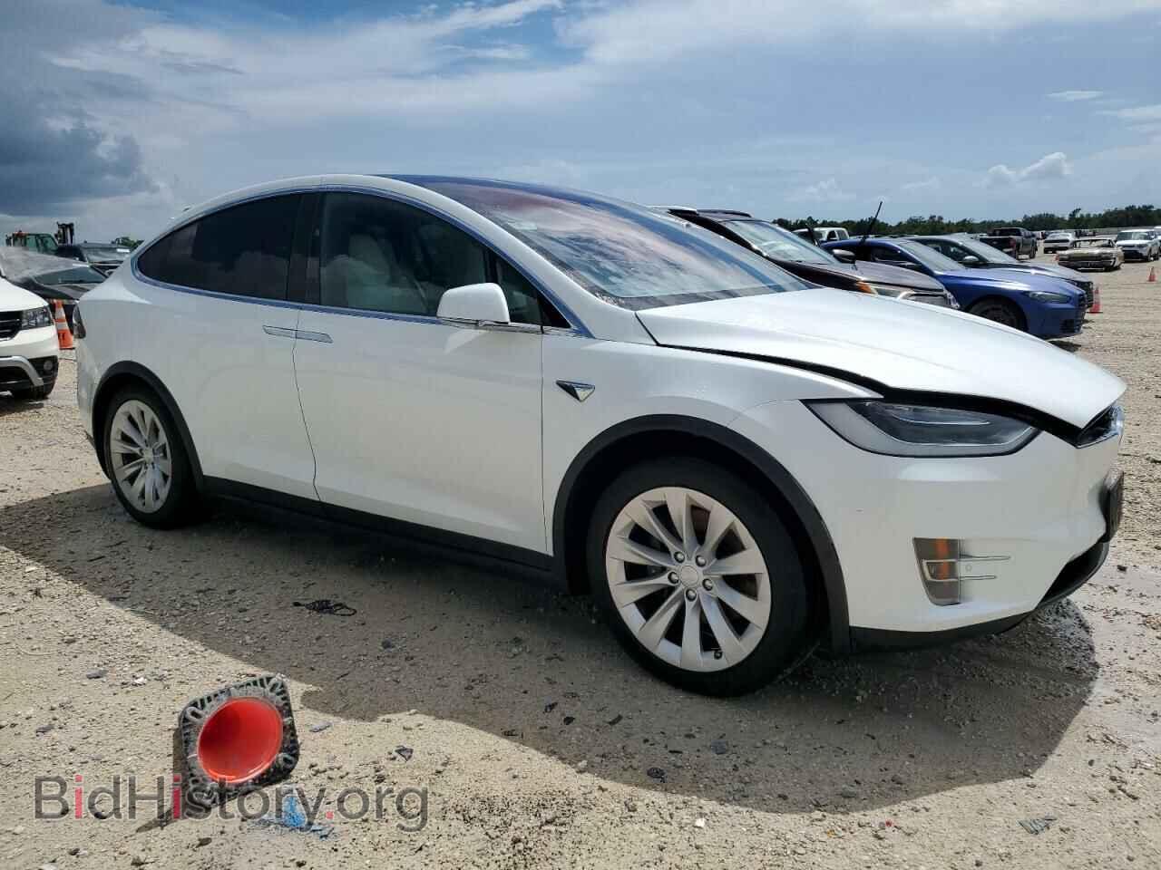 2017 TESLA MODEL X - VIN: 5YJXCBE22HF050018 - Photo 4