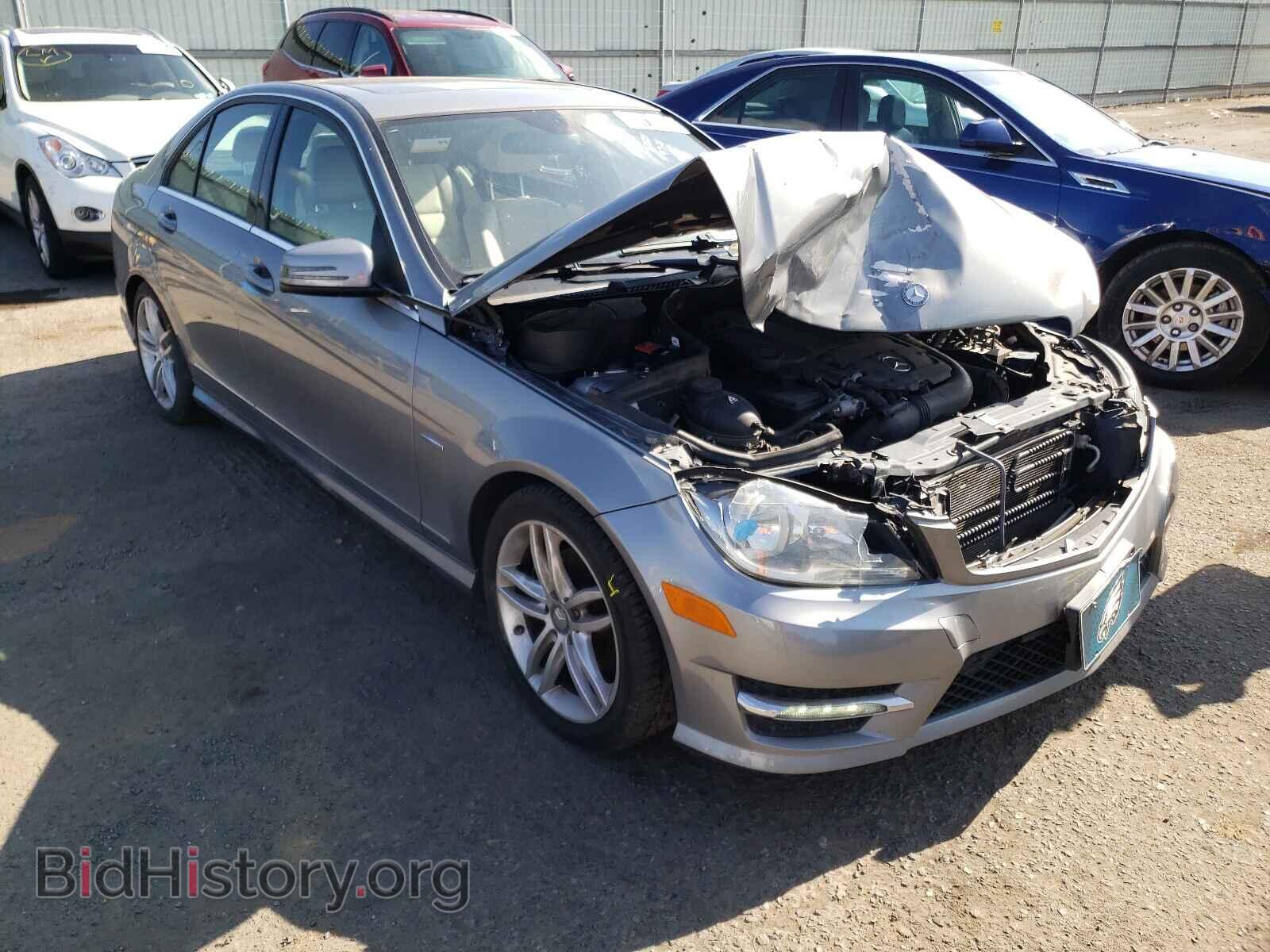 Photo WDDGF4HB3CR224671 - MERCEDES-BENZ C-CLASS 2012