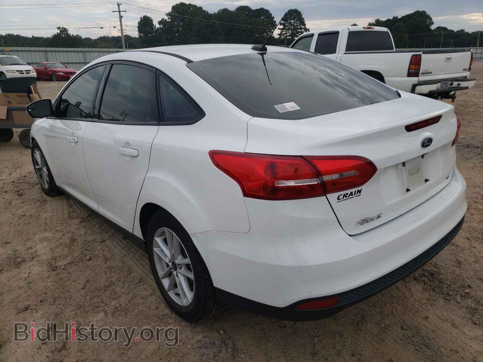 2017 FORD FOCUS - VIN: 1FADP3F24HL227893 - Фото 3