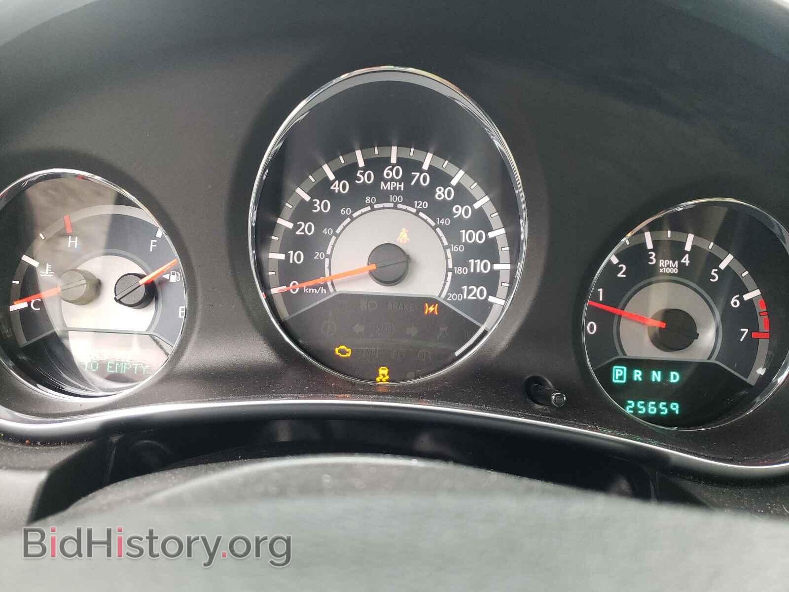 2012 CHRYSLER 200 - VIN: 1C3CCBCG2CN124131 - Фото 8