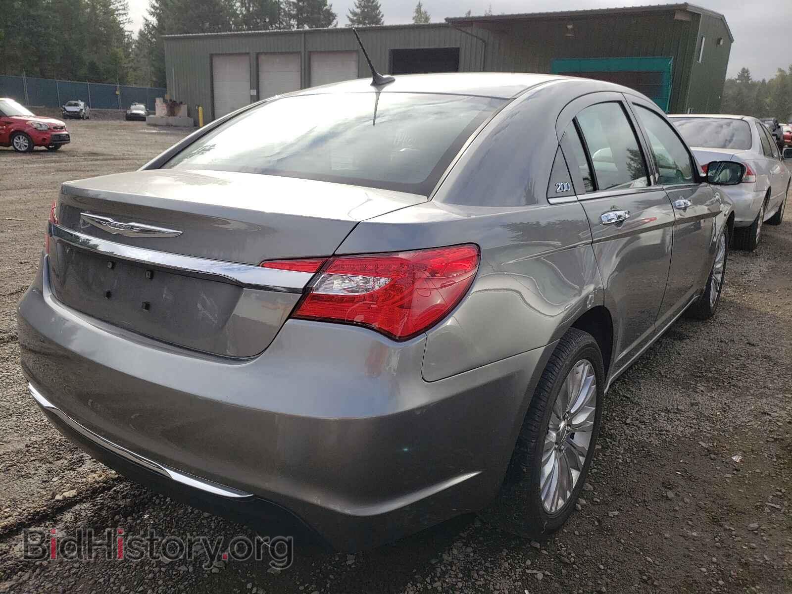 2011 CHRYSLER 200 - VIN: 1C3BC2FG8BN607726 - Фото 4