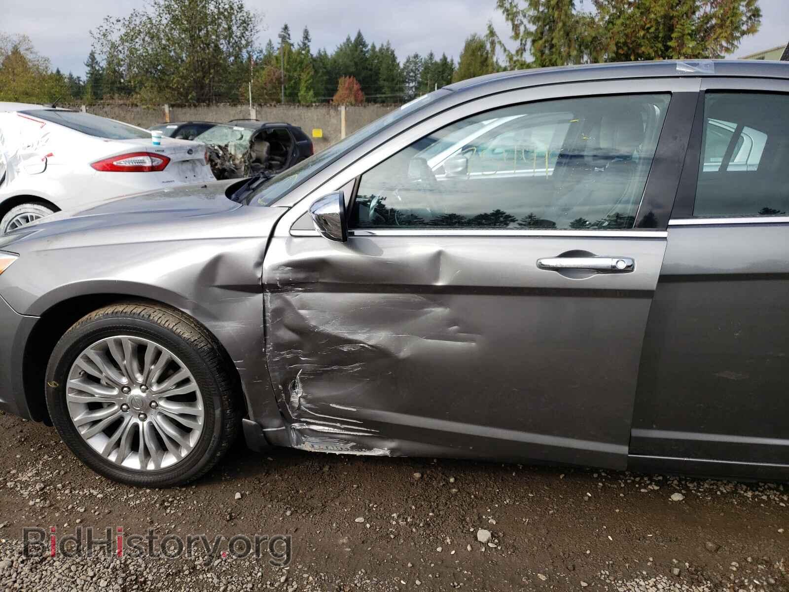 2011 CHRYSLER 200 - VIN: 1C3BC2FG8BN607726 - Фото 9