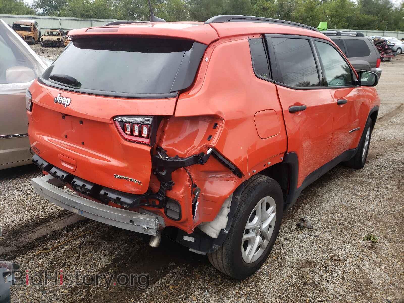 2017 JEEP COMPASS - VIN: 3C4NJCAB5HT668315 - Фото 4