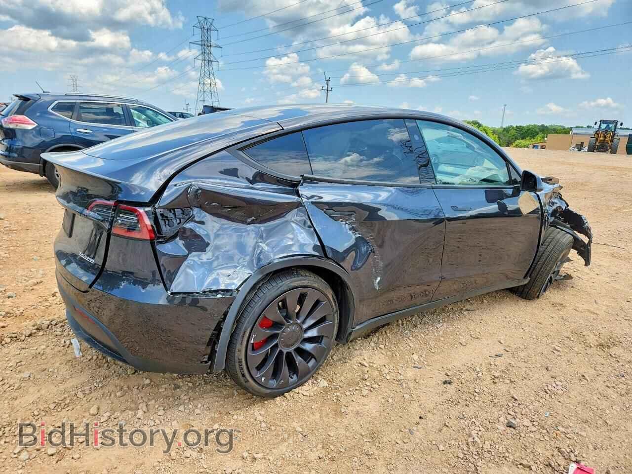 2024 TESLA MODEL Y - VIN: 7SAYGDEF9RF042073 - Photo 3
