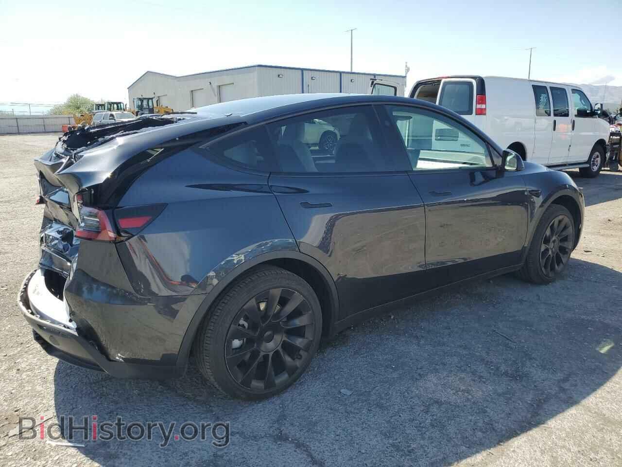 2024 TESLA MODEL Y - VIN: 7SAYGDED5RF038259 - Photo 3