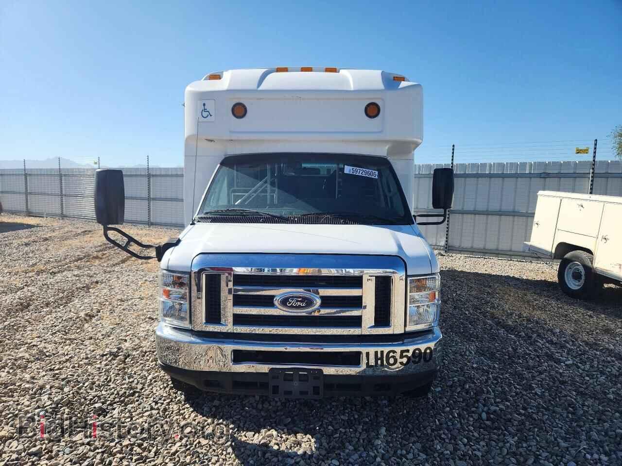 2017 FORD ECONOLINE - VIN: 1FDFE4FS7HDC06590 - Photo 5