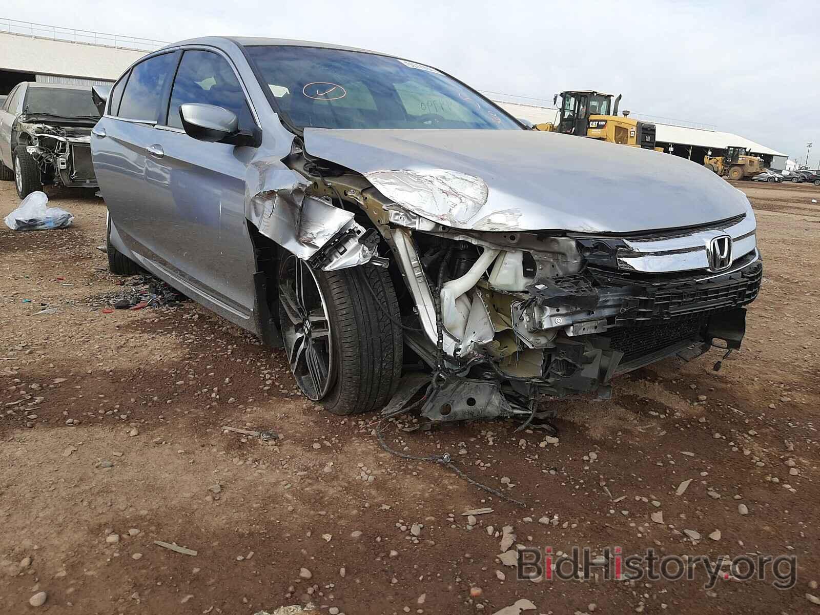 Photo 1HGCR2F51HA018239 - HONDA ACCORD 2017