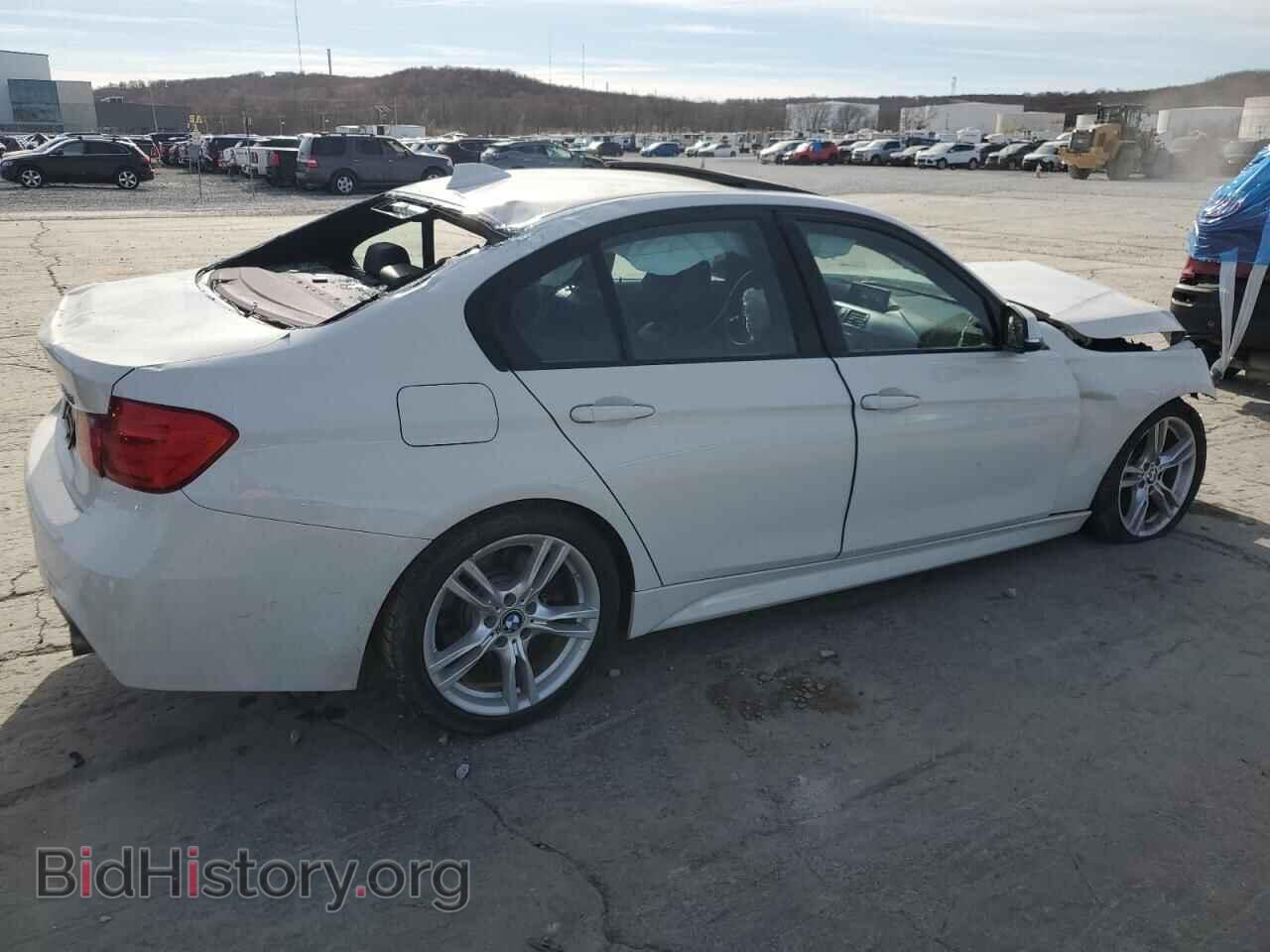 2013 BMW 3 SERIES - VIN: WBA3B9C52DJ437014 - Фото 3