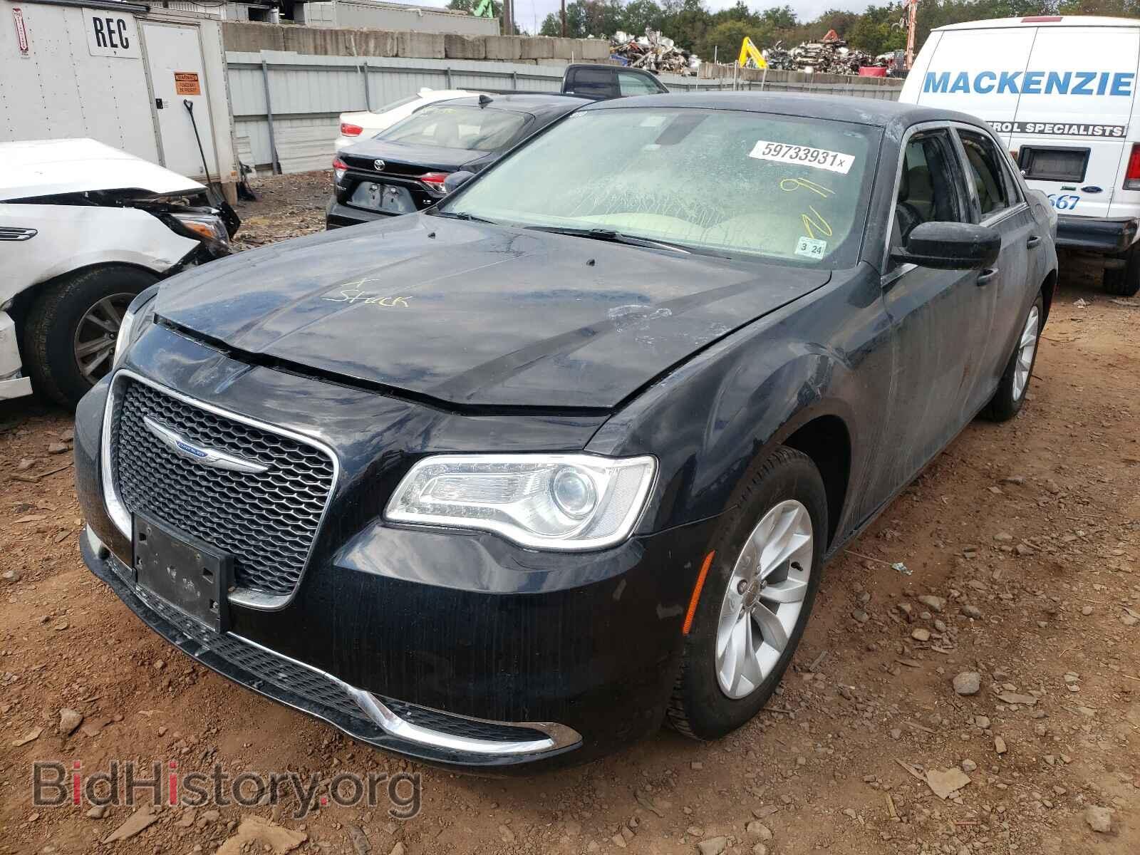 2019 CHRYSLER 300 - VIN: 2C3CCAAG2KH505630 - Фото 2
