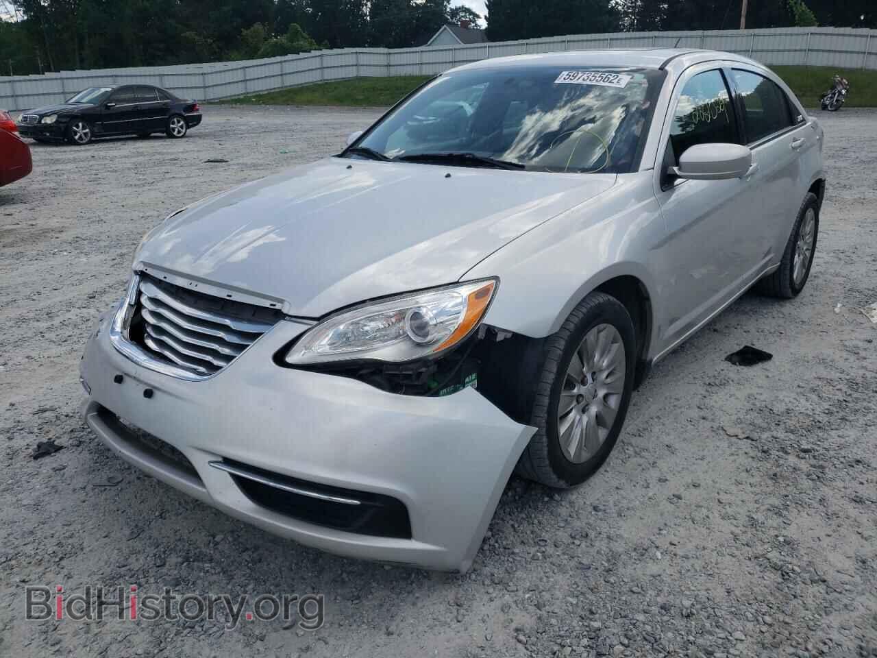 2012 CHRYSLER 200 - VIN: 1C3CCBAB6CN292636 - Фото 2