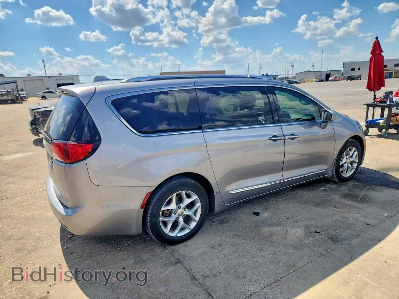 2018 CHRYSLER PACIFICA - VIN: 2C4RC1BG3JR219038 - Фото 3