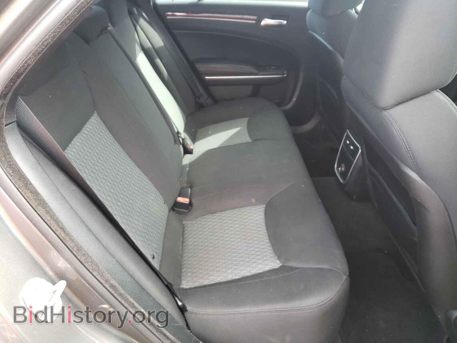 2012 CHRYSLER 300 - VIN: 2C3CCAAG9CH245826 - Фото 6