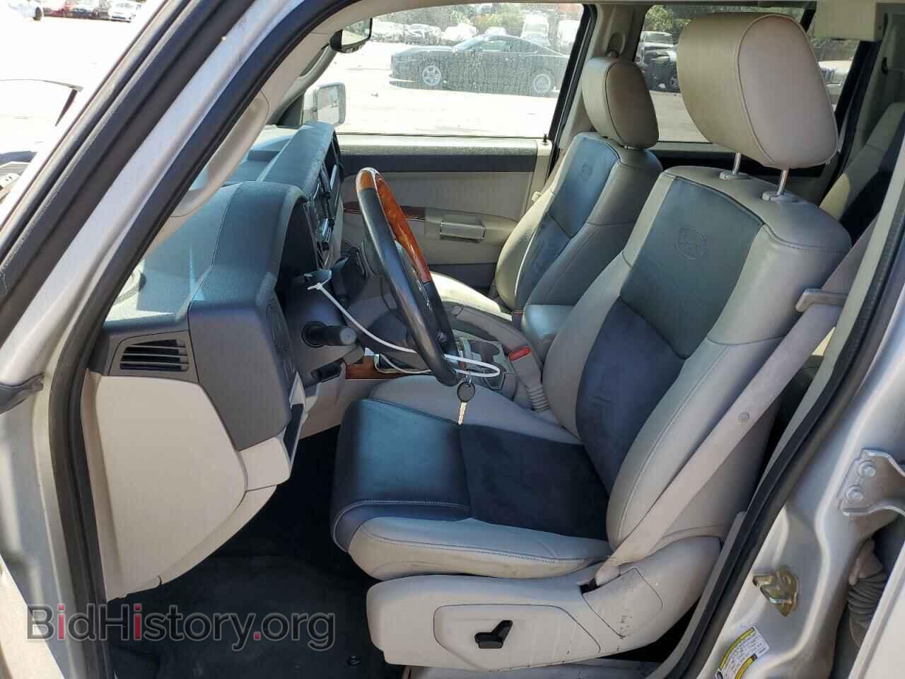 2007 JEEP COMMANDER - VIN: 1J8HH68297C635921 - Photo 7