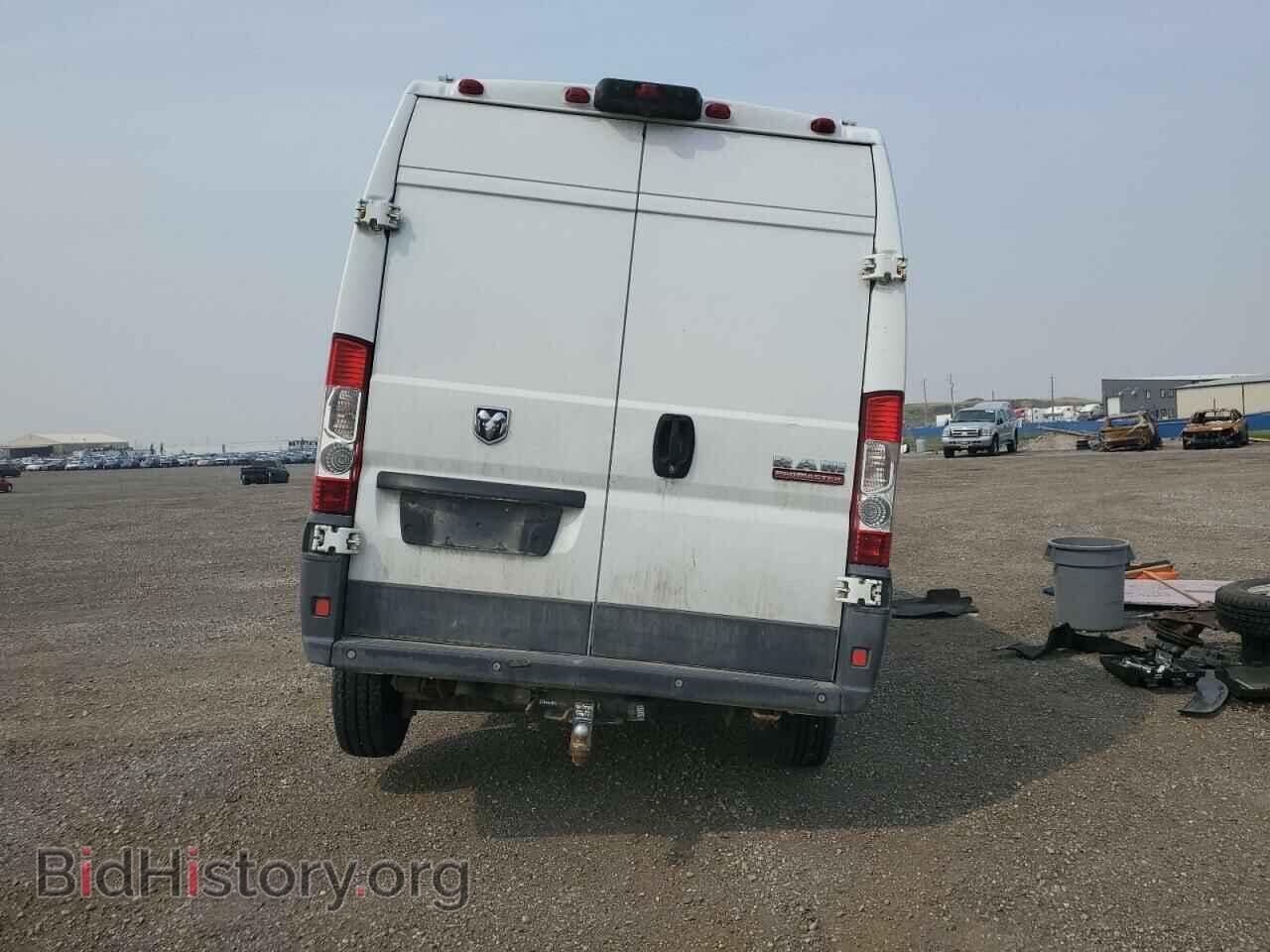 2014 RAM All Models - VIN: 3C6TRVDG3EE123191 - Фото 6