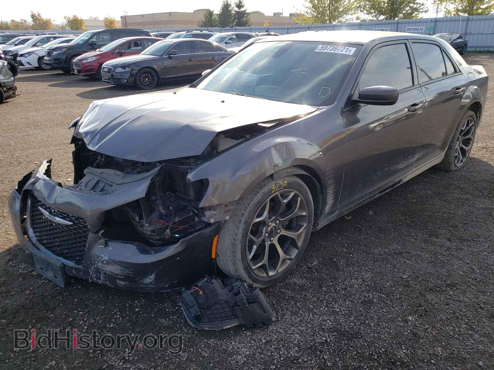 2016 CHRYSLER 300 - VIN: 2C3CCABG5GH243088 - Фото 2