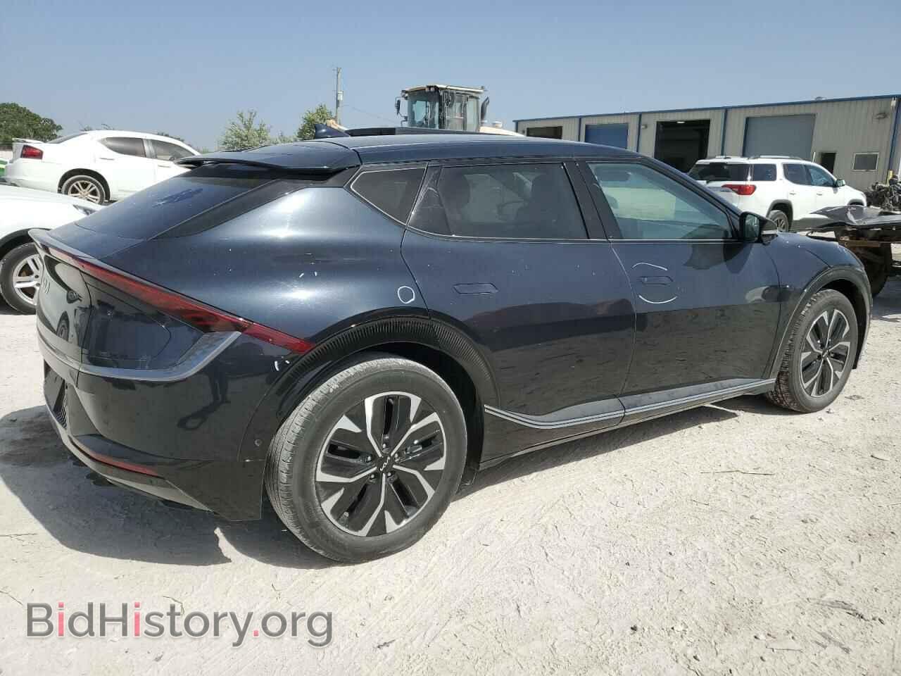 2022 KIA EV6 LIGHT - VIN: KNDC3DLC8N5057252 - Photo 3